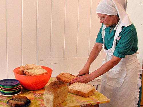 В Оренбурге открыта церковная трапезная для малоимущих и бездомных